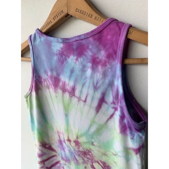 Tye dye soft summer tank - Picture 2 of 7